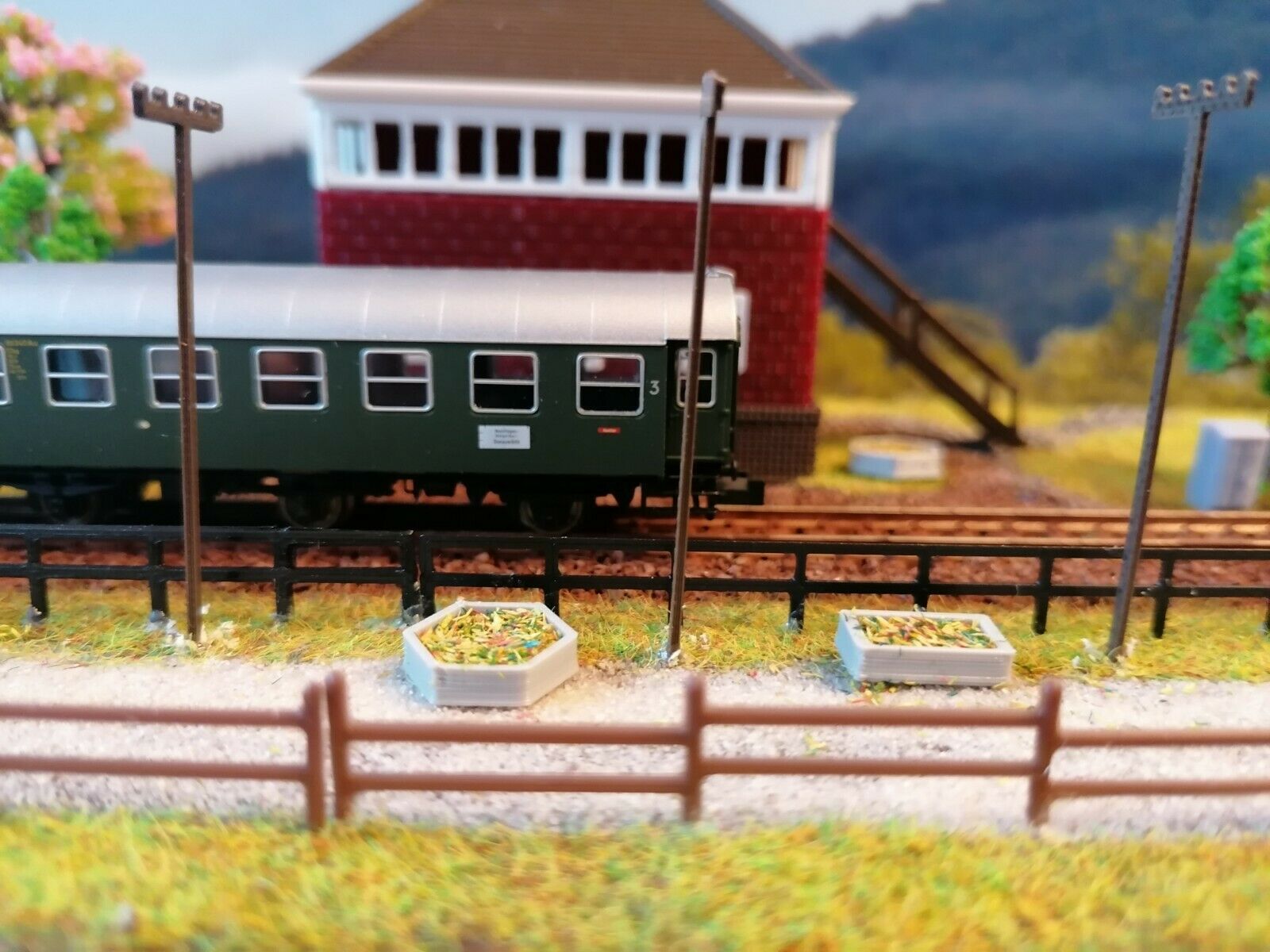 10 Blumenkästen | Spur N | 1:160 | sechseckig