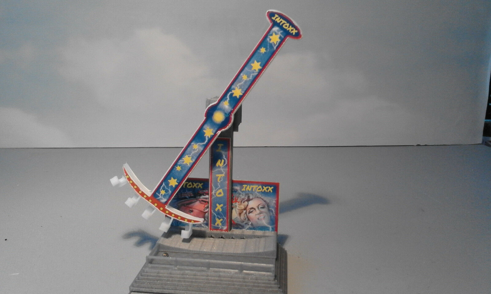 Looping | Kirmes | Fahrgeschäft |Bausatz | Spur N