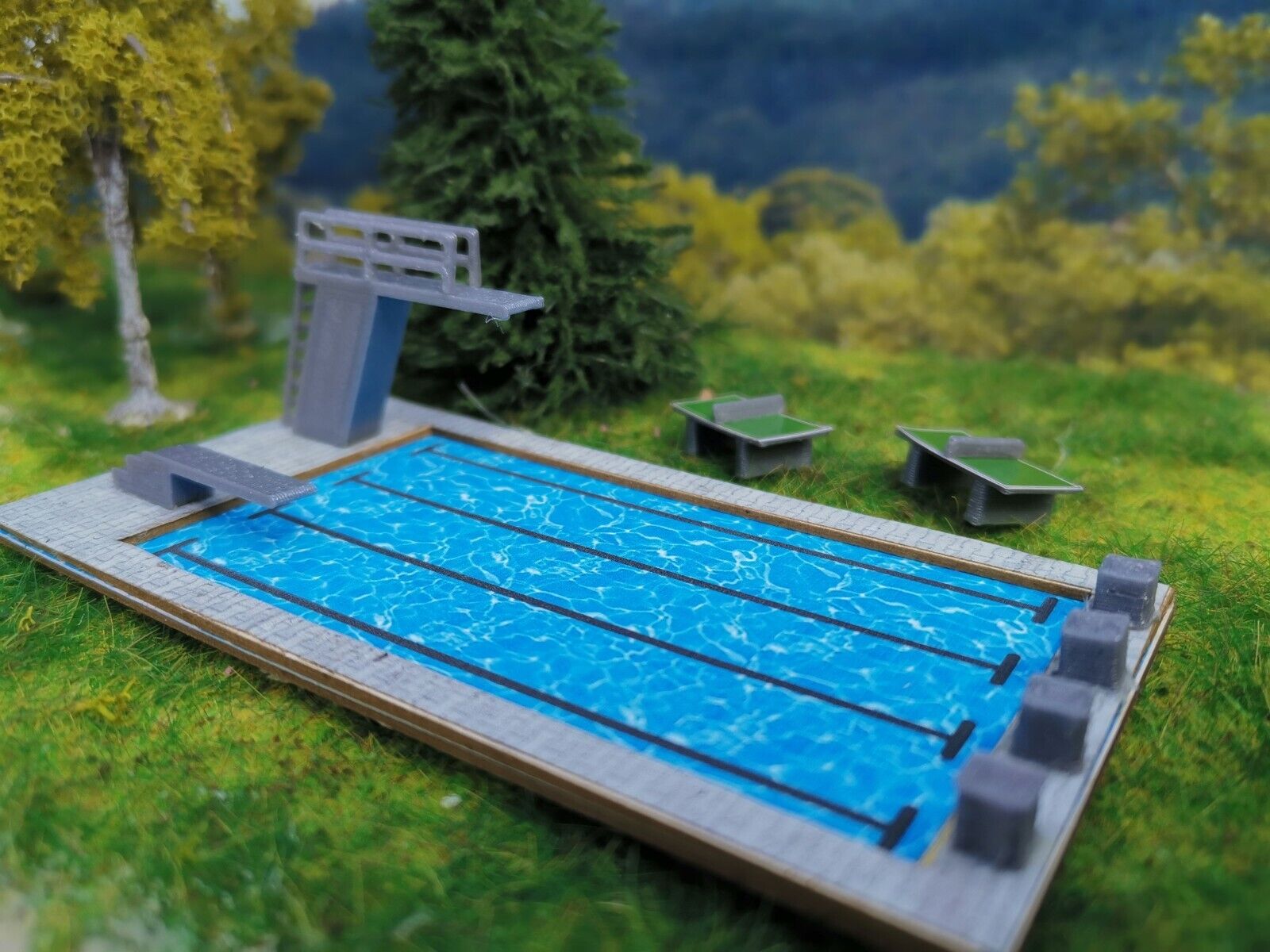 Schwimmbad Spur N klein | Bausatz | Freibad mit Sprungturm |1:160