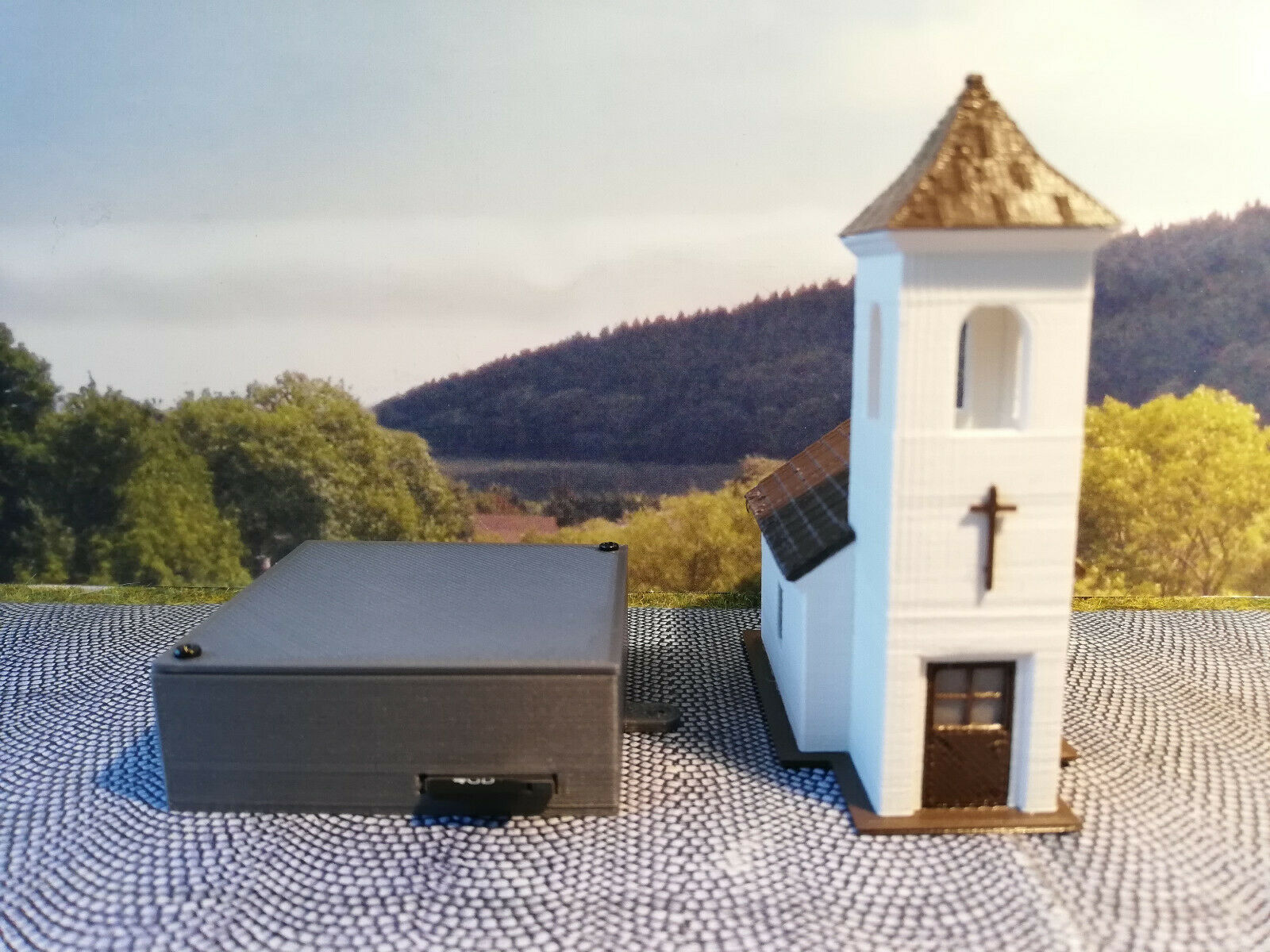 Kirche mit Sound | Fertigmodell mit Soundmodul | Spur N Glocken